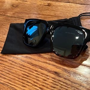 Quay On the Prowl mirrored sunglasses